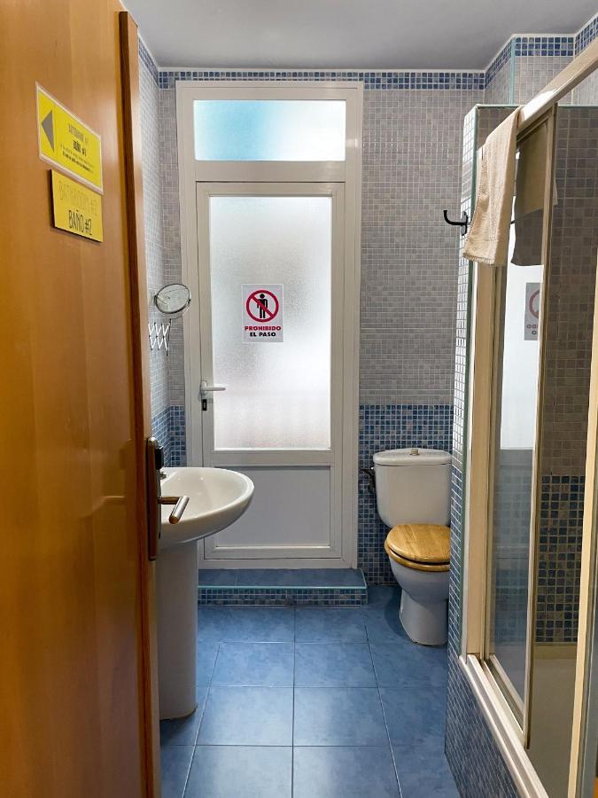 Az The Bridge Hostel - Coliving Сарагоса Екстер'єр фото