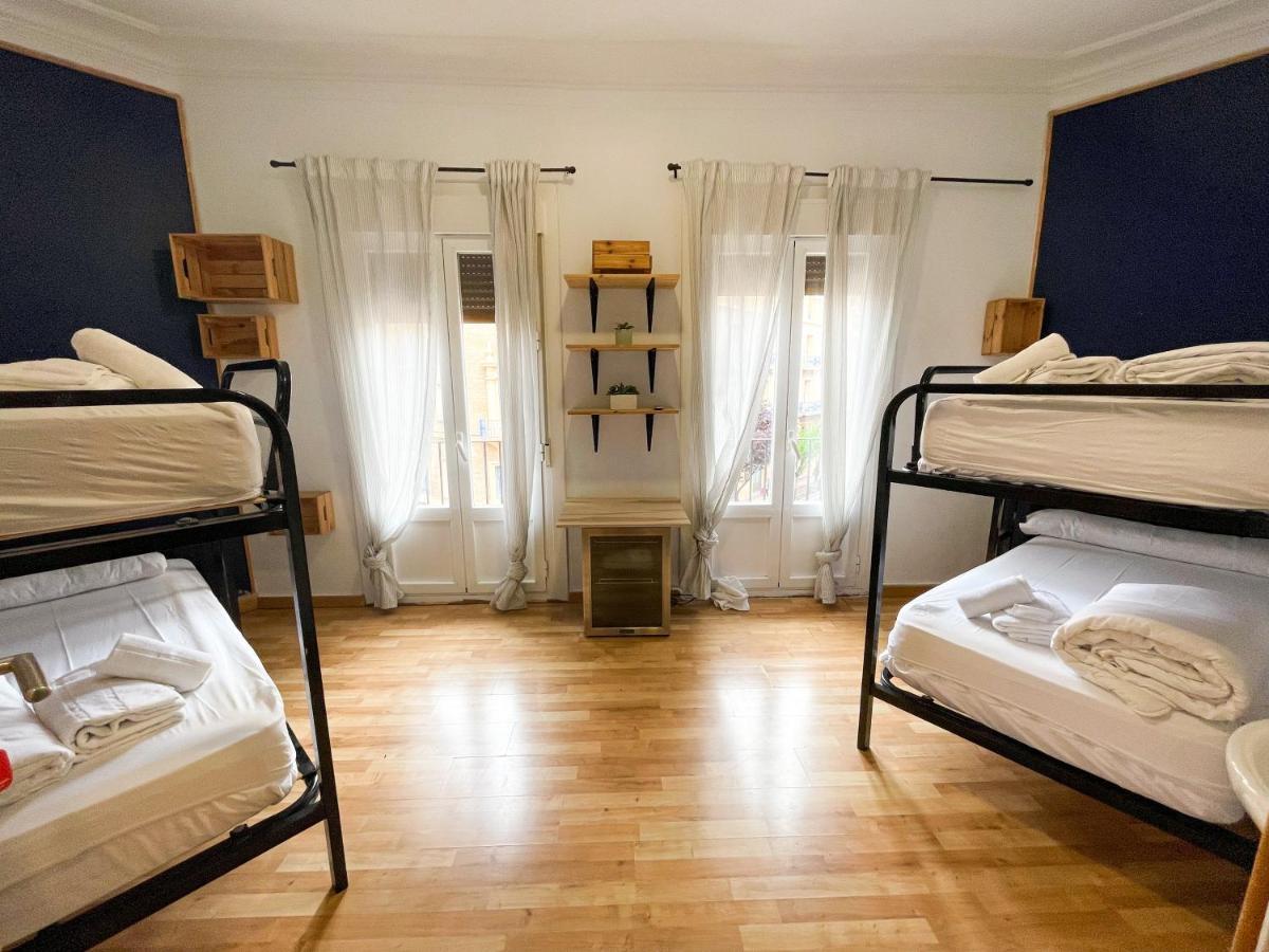Az The Bridge Hostel - Coliving Сарагоса Екстер'єр фото