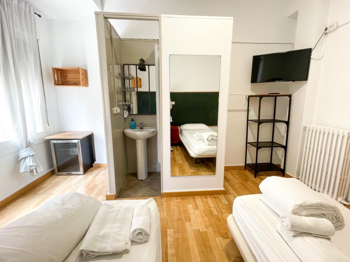 Az The Bridge Hostel - Coliving Сарагоса Екстер'єр фото