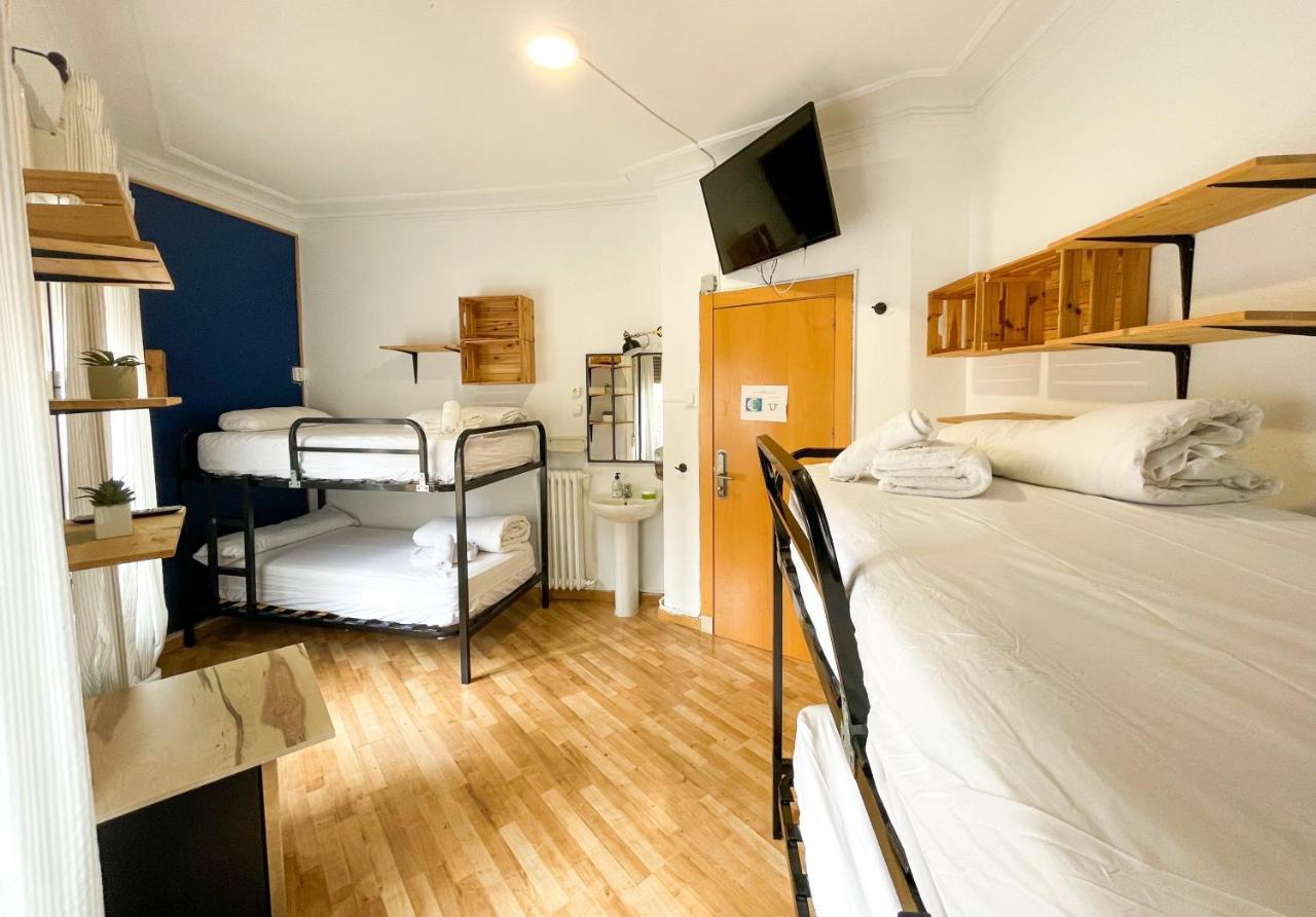 Az The Bridge Hostel - Coliving Сарагоса Екстер'єр фото